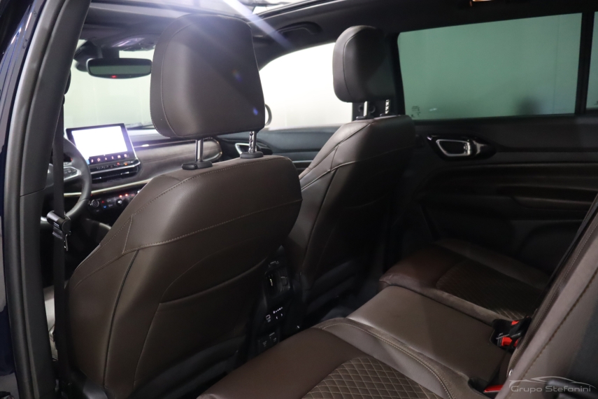 jeep commander 2.0 td380 turbo diesel overland at9 4p automatico 2022