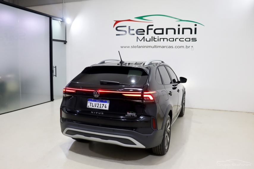volkswagen nivus 1.0 200 tsi total flex highline automatico 4p 2025