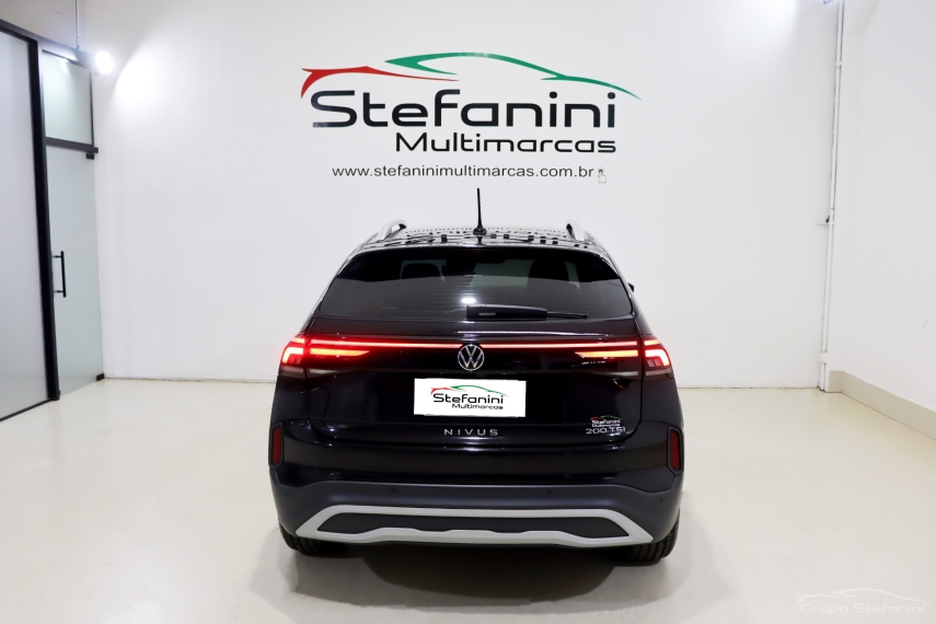 volkswagen nivus 1.0 200 tsi total flex highline automatico 4p 2025