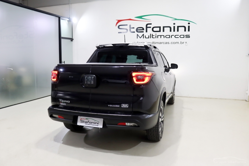 fiat toro 2.0 16v turbo diesel volcano 4wd at9 4p automatico 2024