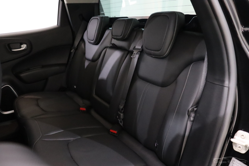 fiat toro 2.0 16v turbo diesel volcano 4wd at9 4p automatico 2024