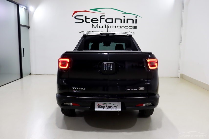 fiat toro 2.0 16v turbo diesel volcano 4wd at9 4p automatico 2024