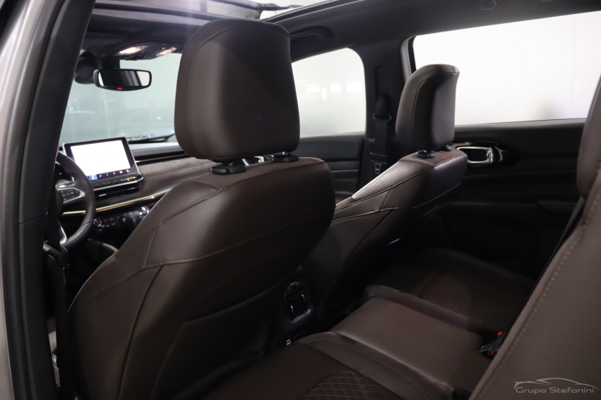 jeep commander 1.3 t270 turbo flex overland at6 4p automatico 2022