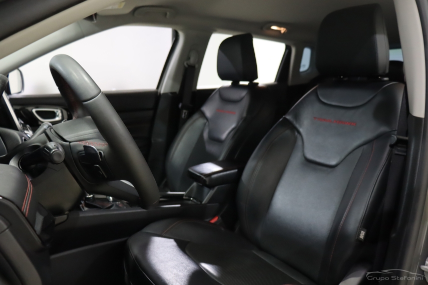 jeep compass 2.0 td350 turbo diesel trailhawk at9 4p automatico 2023