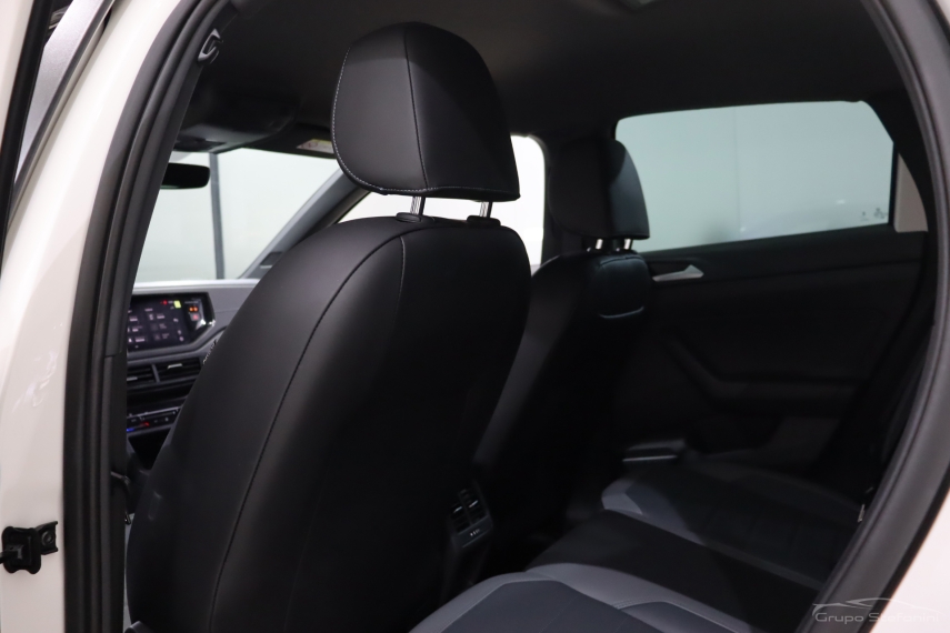volkswagen nivus 1.0 200 tsi total flex highline automatico 4p 2024