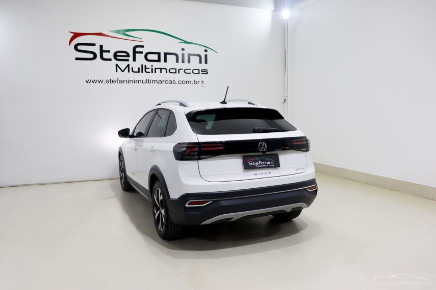 volkswagen nivus 1.0 200 tsi total flex highline automatico 4p 2024