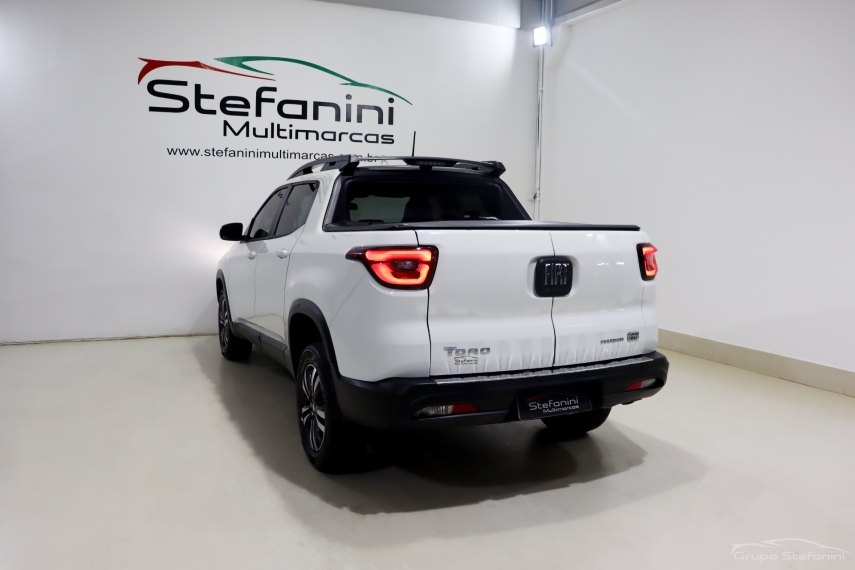 fiat toro 1.3 turbo 270 flex freedom at6 4p automatico 2024