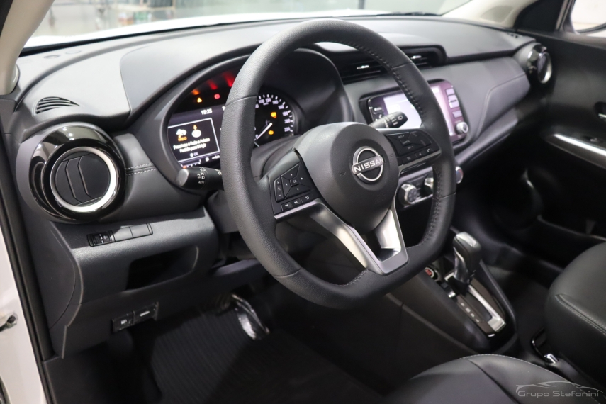 nissan kicks 1.6 16v flexstart advance xtronic flex 4p automatico 2024
