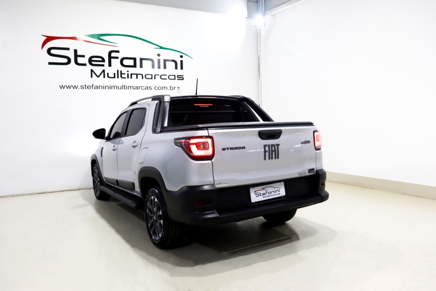 fiat strada 1.0 turbo 200 flex ultra cd cvt 4p automatico 2025