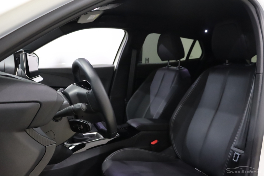 peugeot 2008 1.0 turbo 200 flex allure cvt 4p automatico 2025