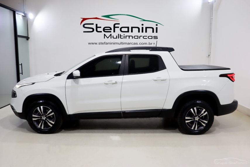 fiat toro 2.0 16v turbo diesel freedom 4wd at9 4p automatico 2022