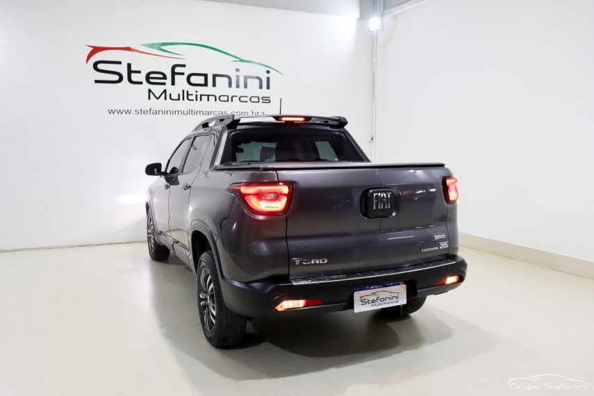 fiat toro 2.0 16v turbo diesel freedom 4wd at9 4p automatico 2022