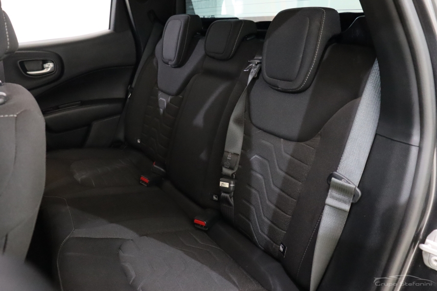 fiat toro 2.0 16v turbo diesel freedom 4wd at9 4p automatico 2022