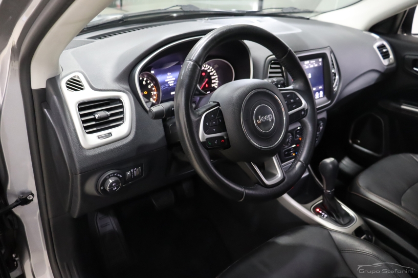 jeep compass 2.0 16v flex longitude automatico 4p 2020