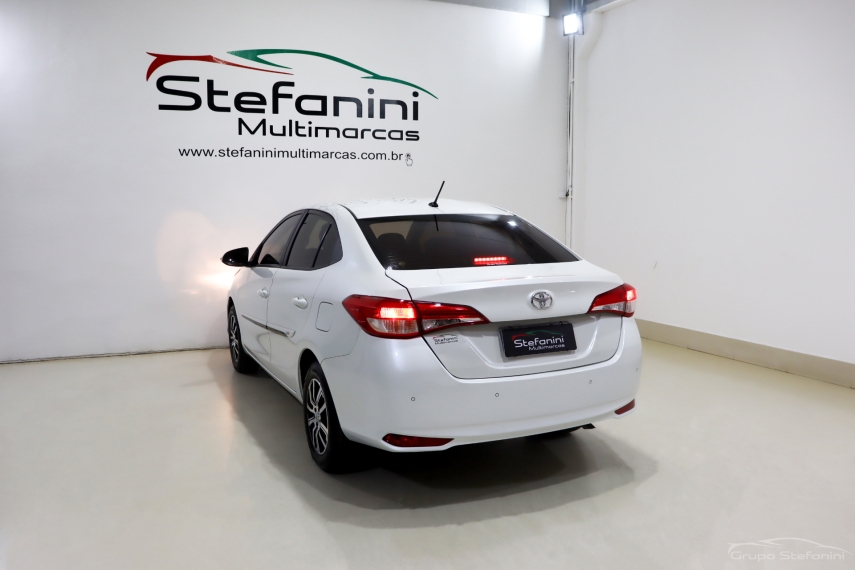 toyota yaris 1.5 16v flex xl plus connect multidrive 4p automatico 2020