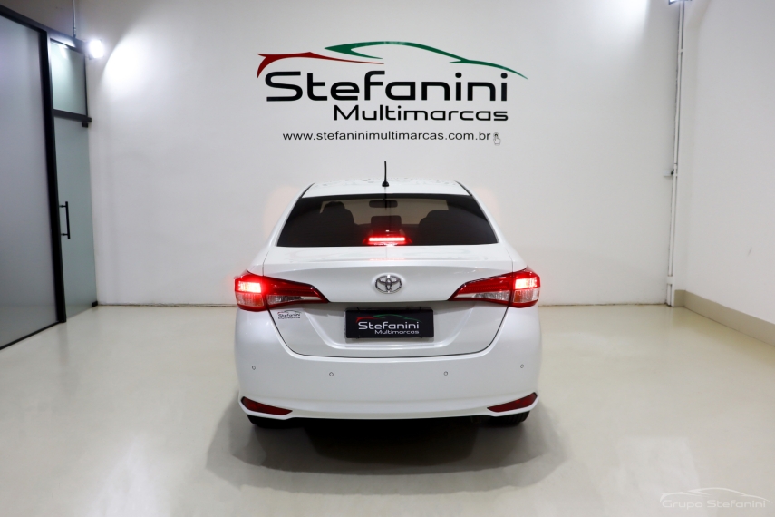 toyota yaris 1.5 16v flex xl plus connect multidrive 4p automatico 2020