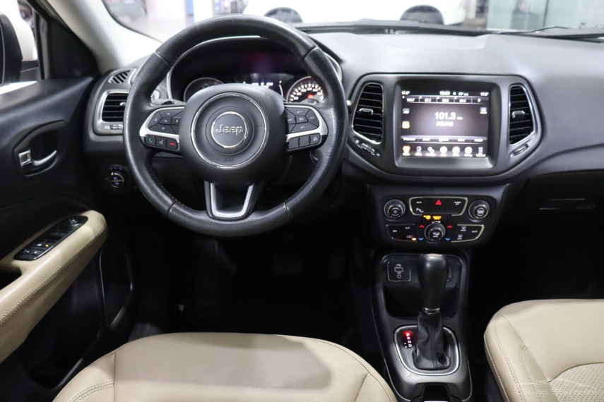 jeep compass 2.0 16v flex longitude automatico 4p 2017