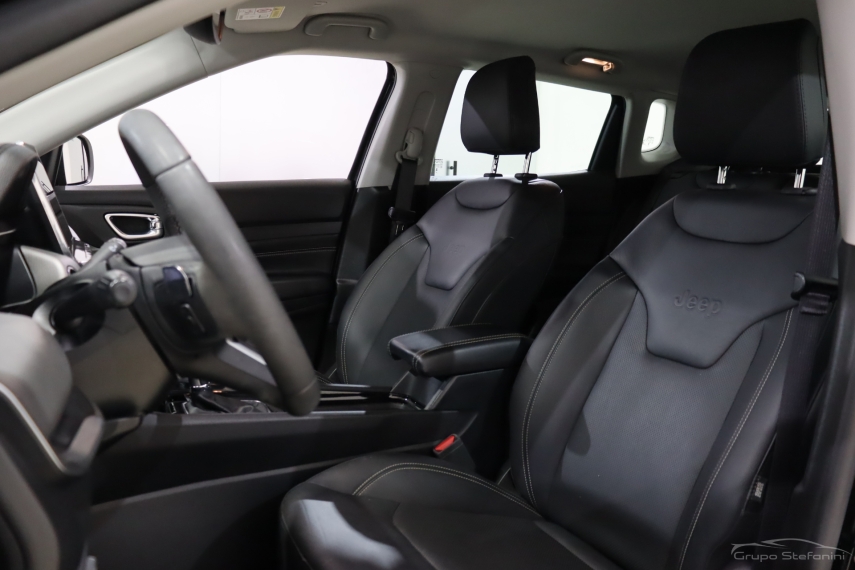 jeep compass 1.3 t270 turbo flex longitude at6 4p automatico 2024