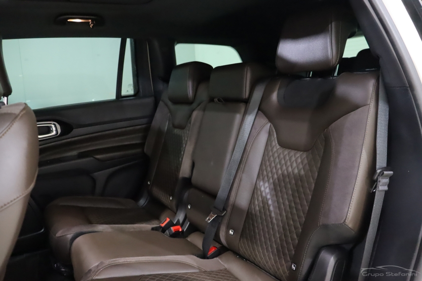 jeep commander 2.0 td380 turbo diesel overland at9 4p automatico 2022