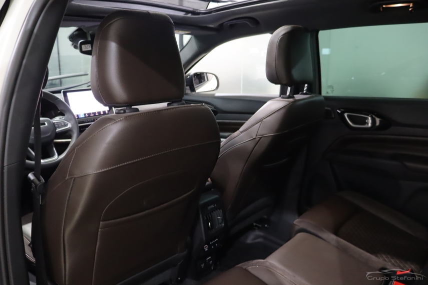 jeep commander 2.0 td380 turbo diesel overland at9 4p automatico 2022