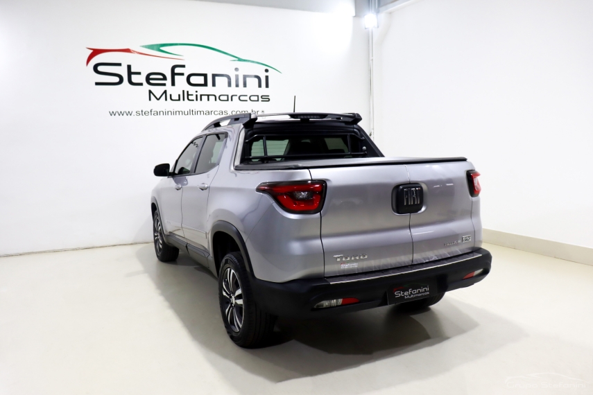 fiat toro 1.3 turbo 270 flex freedom at6 4p automatico 2023