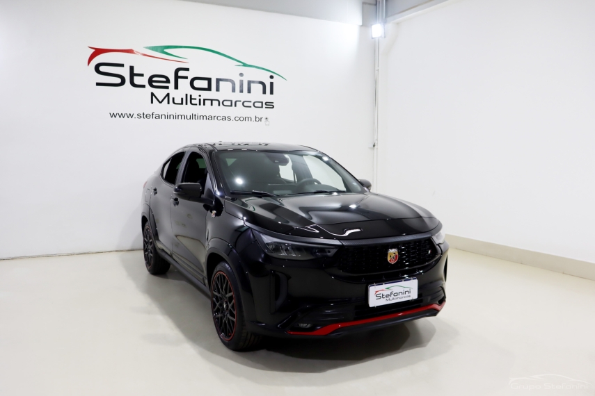 fiat fastback 1.3 turbo 270 flex abarth at6 4p automatico 2025