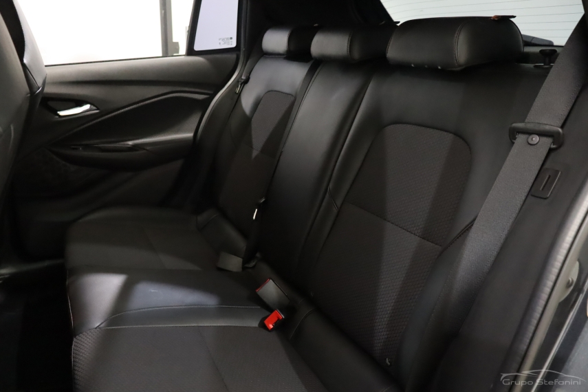 chevrolet onix 1.0 turbo flex rs automatico 4p 2025
