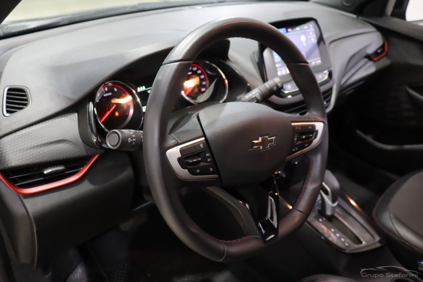 chevrolet onix 1.0 turbo flex rs automatico 4p 2025