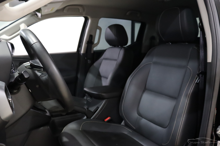 fiat titano 2.2 turbo diesel volcano 4x4 at6 4p automatico 2025