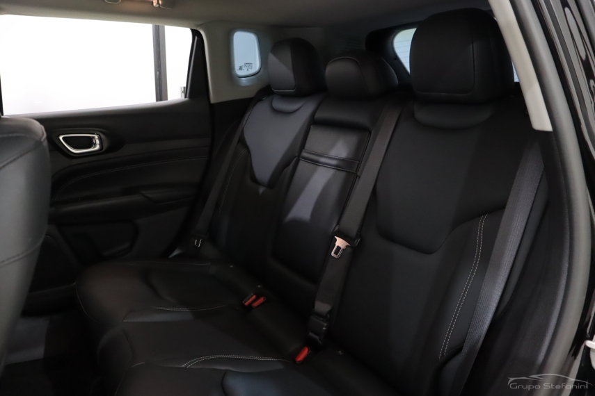 jeep compass 1.3 t270 turbo flex longitude at6 4p automatico 2025