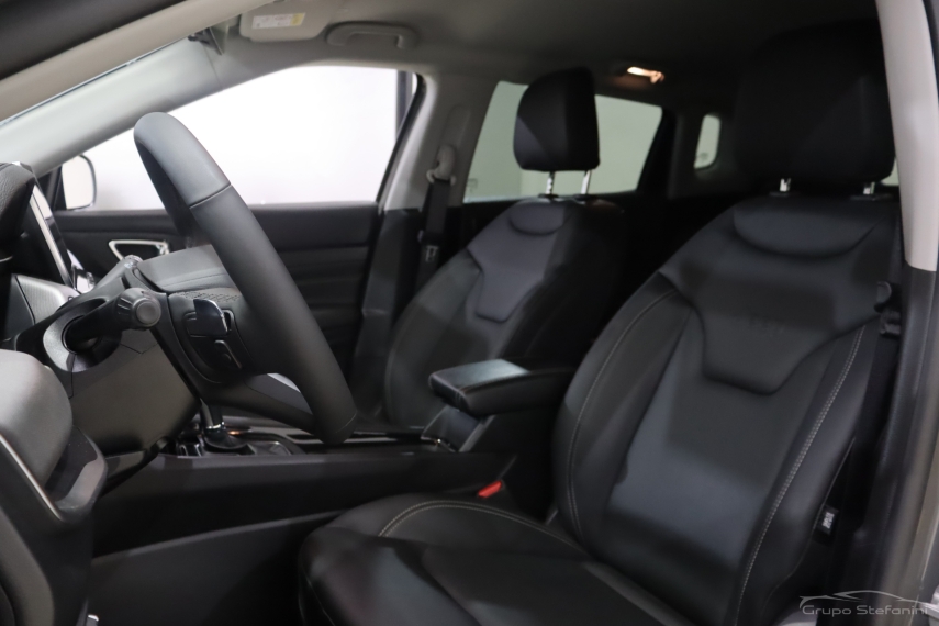 jeep compass 1.3 t270 turbo flex longitude at6 4p automatico 2025