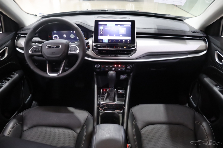 jeep compass 1.3 t270 turbo flex longitude at6 4p automatico 2025