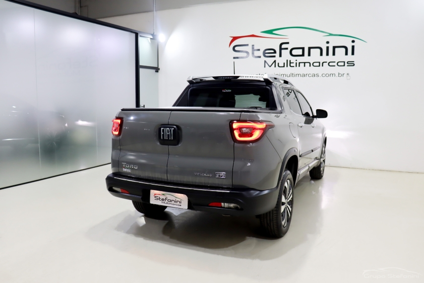 fiat toro 1.3 turbo 270 flex volcano at6 4p automatico 2025