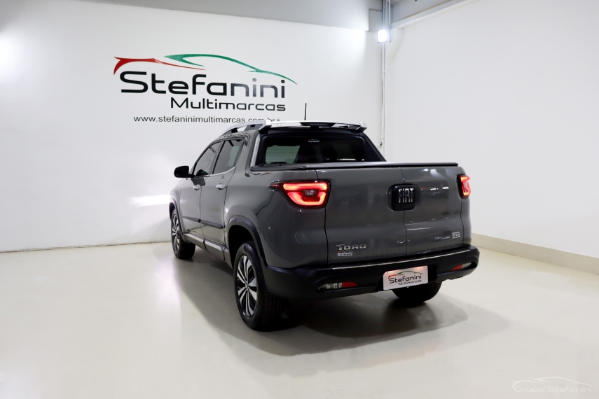 fiat toro 1.3 turbo 270 flex volcano at6 4p automatico 2025
