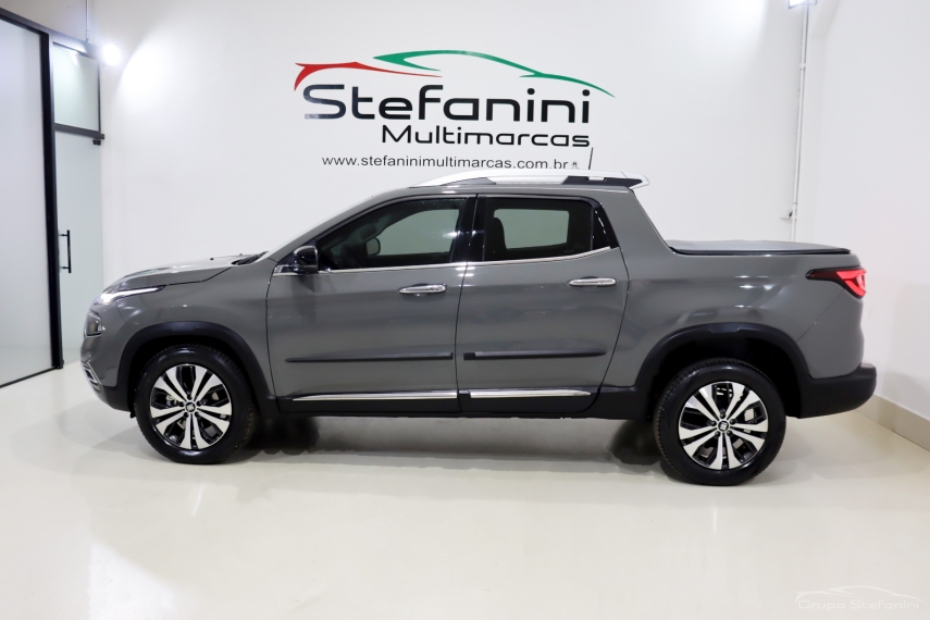 fiat toro 1.3 turbo 270 flex volcano at6 4p automatico 2025