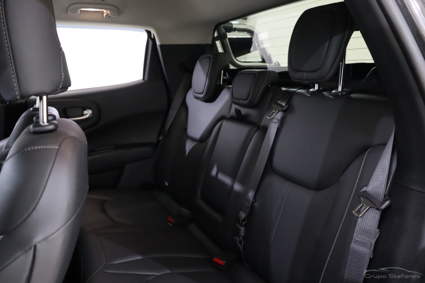 fiat toro 1.3 turbo 270 flex volcano at6 4p automatico 2024