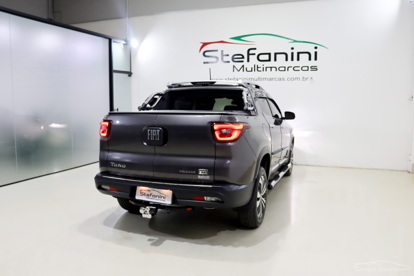 fiat toro 1.3 turbo 270 flex volcano at6 4p automatico 2024