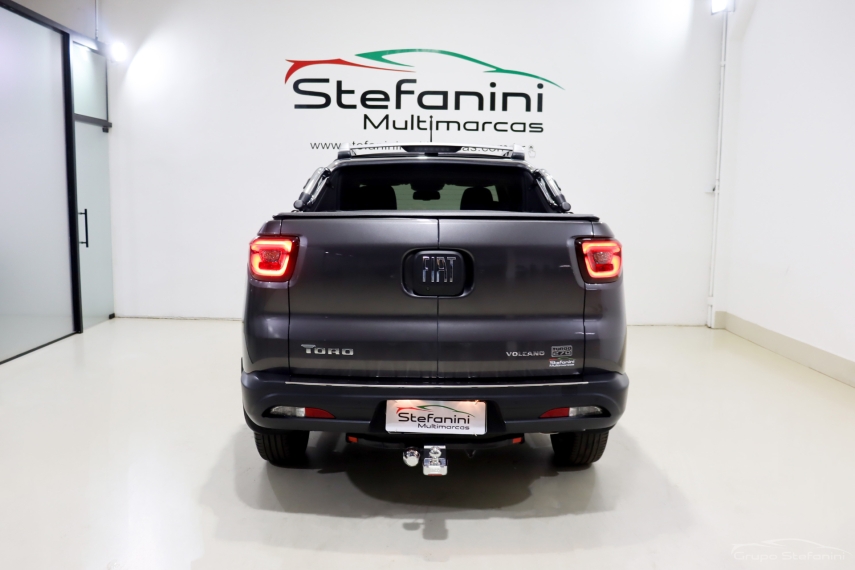 fiat toro 1.3 turbo 270 flex volcano at6 4p automatico 2024