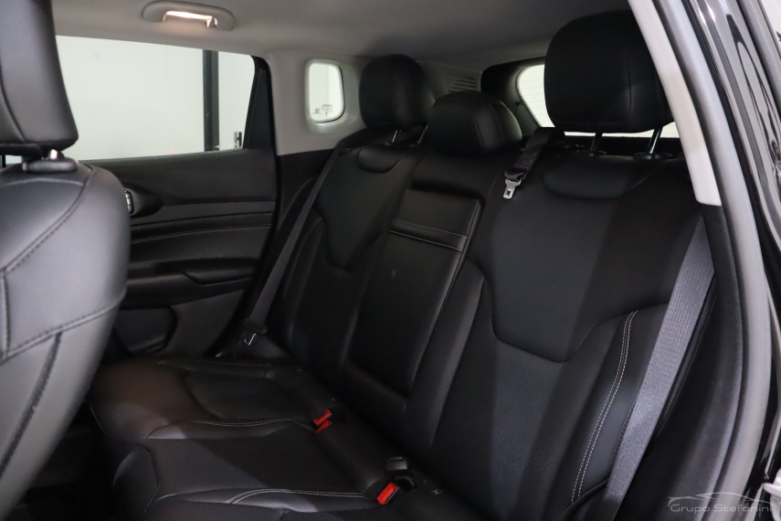 jeep compass 1.3 t270 turbo flex longitude at6 4p automatico 2023