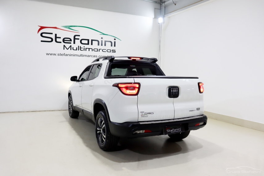 fiat toro 2.0 16v turbo diesel freedom 4wd at9 4p automatico 2022