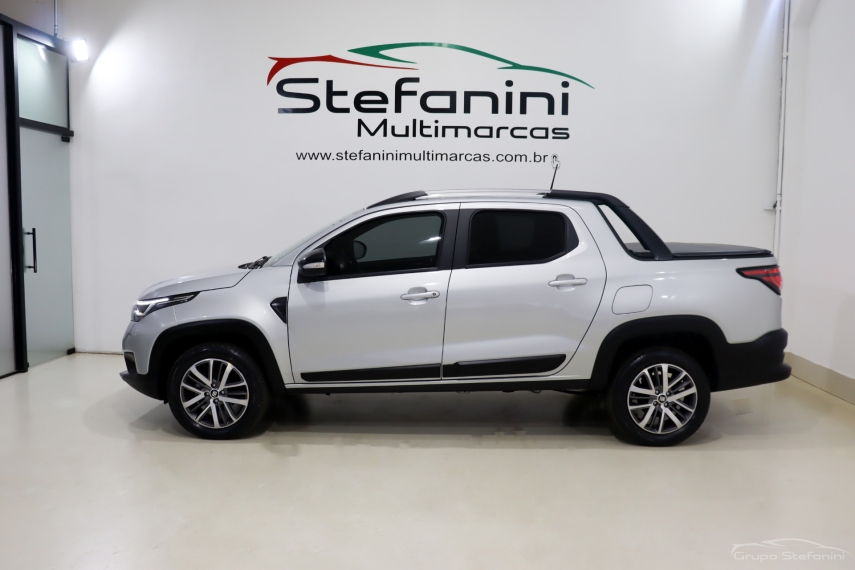 fiat strada 1.3 firefly flex volcano cd cvt 4p automatico 2025