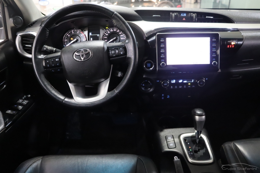 toyota hilux 2.8 d-4d turbo diesel cd srv 4x4 automatico 4p 2021
