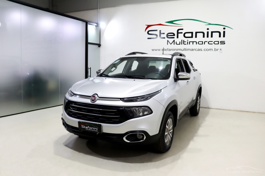 fiat toro 1.8 16v evo flex freedom at6 4p automatico 2018 fiat toro 1.8 16v evo flex freedom at6 4p automatico 2018