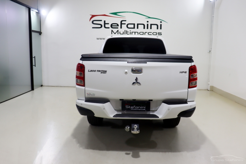 mitsubishi l200 triton 2.4 16v turbo diesel sport hpe top cd 4p 4x4 automatico 2017