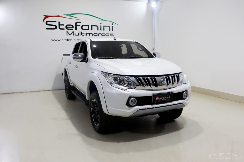 mitsubishi l200 triton 2.4 16v turbo diesel sport hpe top cd 4p 4x4 automatico 2017