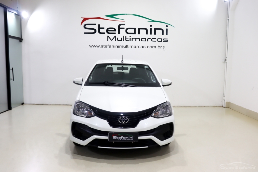 toyota etios 1.5 x plus 16v flex 4p automatico 2020