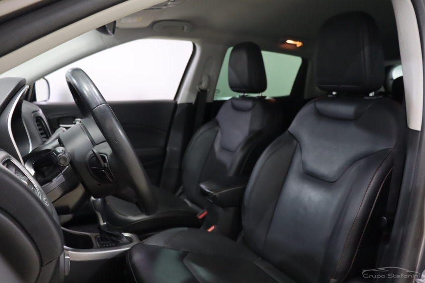 jeep compass 2.0 16v flex longitude automatico 4p 2019