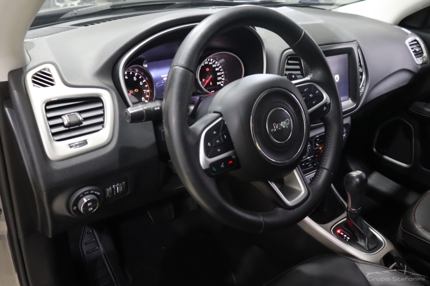 jeep compass 2.0 16v flex longitude automatico 4p 2019