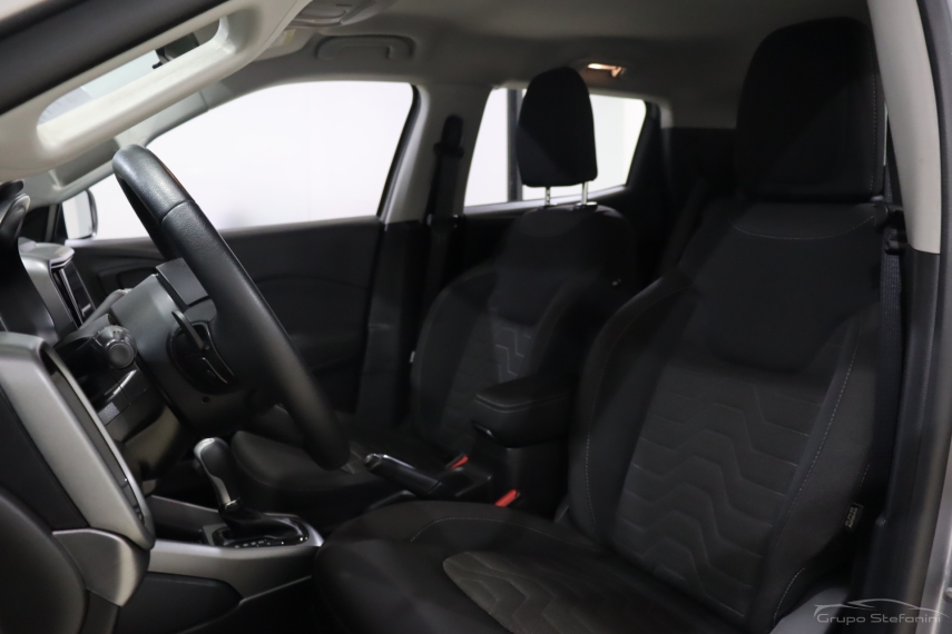 fiat toro 1.3 turbo 270 flex freedom at6 4p automatico 2025
