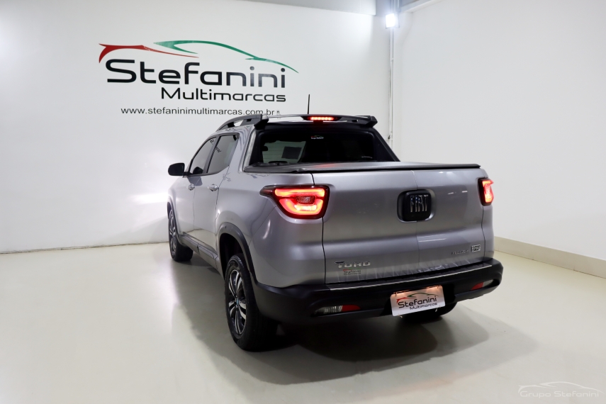 fiat toro 1.3 turbo 270 flex freedom at6 4p automatico 2025